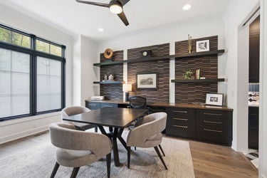 36-web-or-mls-2963 Walworth Ave-36