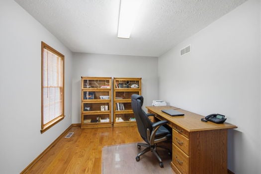 36-web-or-mls-7220 Rolling Meadows Dr-36