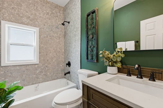 37-web-or-mls-2006 Clarion Ave-37