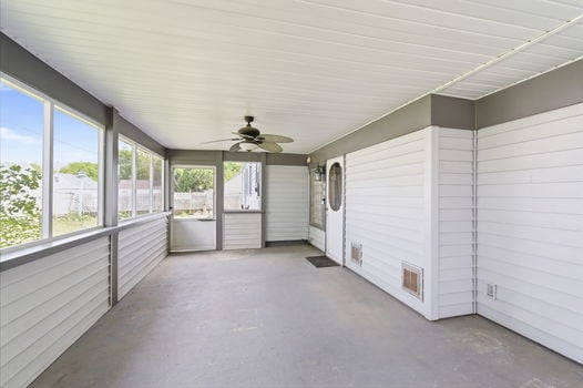 38-web-or-mls-1290 Main St-38
