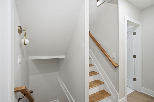 39-web-or-mls-2548 Hackberry St-39