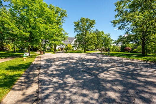 4-web-or-mls-10430 Grand Oaks Ln-4