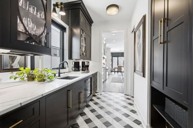 40-web-or-mls-2963 Walworth Ave-40