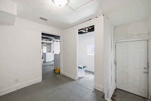 42-web-or-mls-2400 Homestead Pl-42