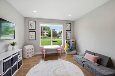 42-web-or-mls-9932 Zig Zag Rd-42
