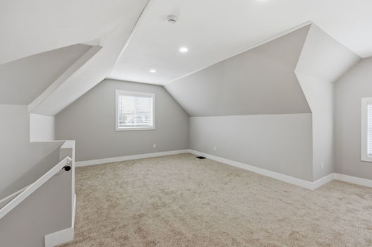 43-web-or-mls-2006 Clarion Ave-43
