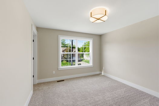 43-web-or-mls-4736 Alpine Ave-43