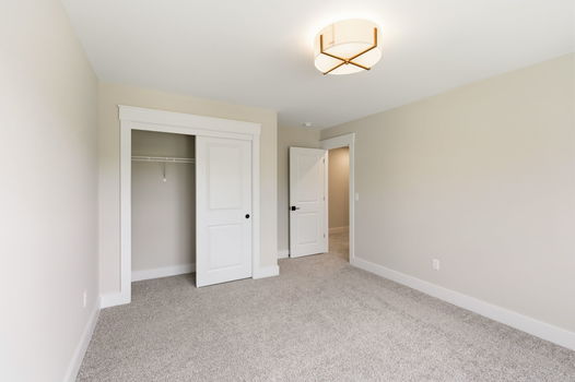 44-web-or-mls-4736 Alpine Ave-44