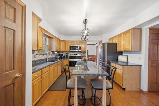 46-web-or-mls-7220 Rolling Meadows Dr-46