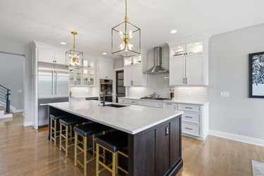 46-web-or-mls-9932 Zig Zag Rd-46