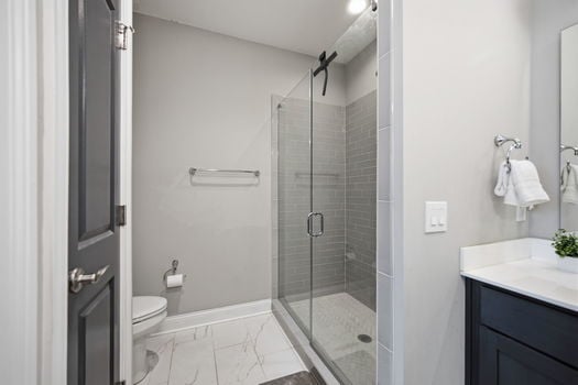 47-web-or-mls-3118 Woodburn Ave-47