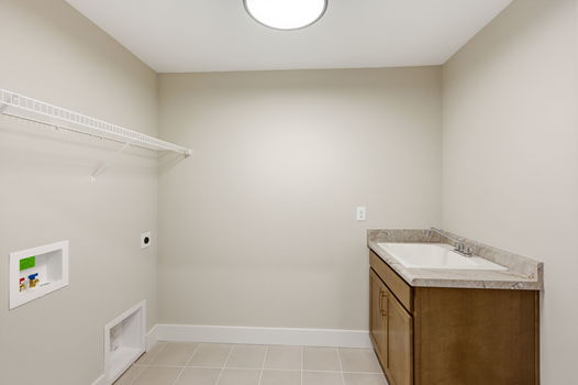 47-web-or-mls-4736 Alpine Ave-47