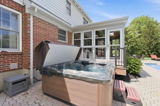 5-web-or-mls-7220 Rolling Meadows Dr-5