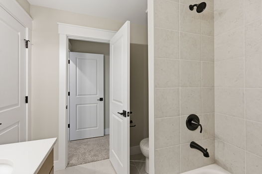 51-web-or-mls-4736 Alpine Ave-51