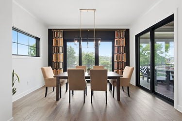 54-web-or-mls-2963 Walworth Ave-54