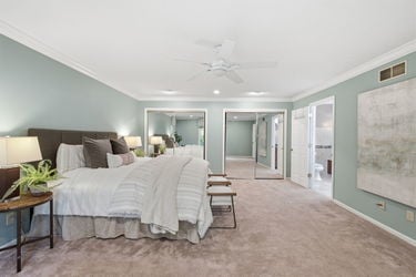 54-web-or-mls-9486 Oakhurst Ct-54