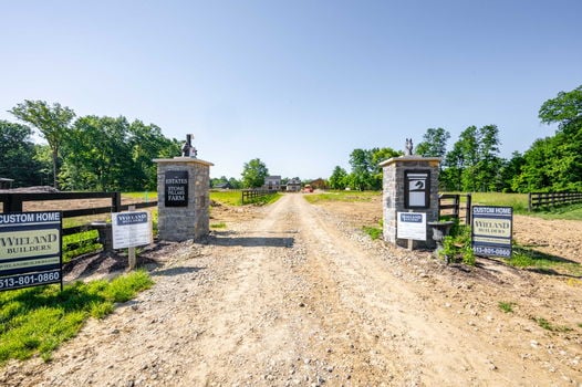 60-web-or-mls-6632 Saddleback Wy-60