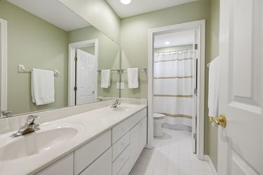 67-web-or-mls-5564 Oak View Dr-67