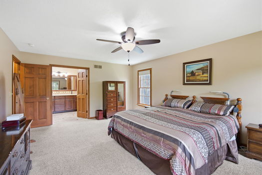 67-web-or-mls-7220 Rolling Meadows Dr-67