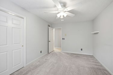 69-web-or-mls-9486 Oakhurst Ct-69