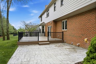 7-web-or-mls-5564 Oak View Dr-7