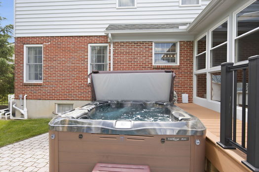 7-web-or-mls-7220 Rolling Meadows Dr-7