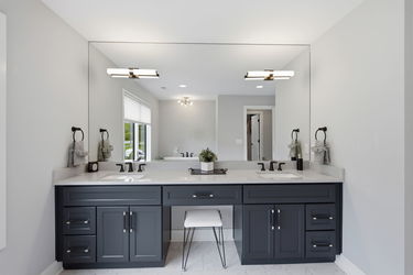 75-web-or-mls-9932 Zig Zag Rd-75