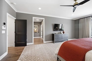 78-web-or-mls-2963 Walworth Ave-78