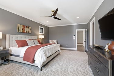 79-web-or-mls-2963 Walworth Ave-79