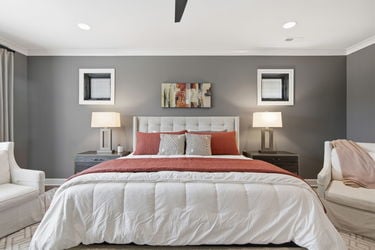 80-web-or-mls-2963 Walworth Ave-80
