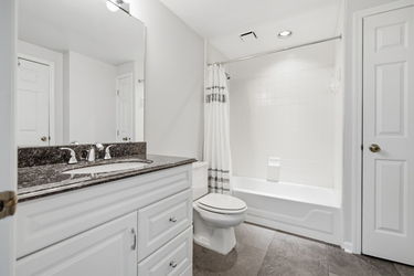 81-web-or-mls-9486 Oakhurst Ct-81
