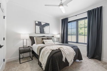 88-web-or-mls-2963 Walworth Ave-88