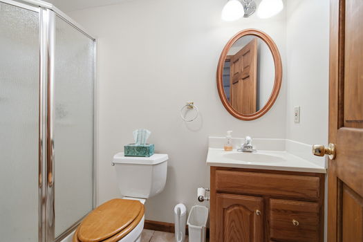 89-web-or-mls-7220 Rolling Meadows Dr-89