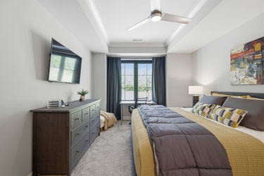 93-web-or-mls-2963 Walworth Ave-93