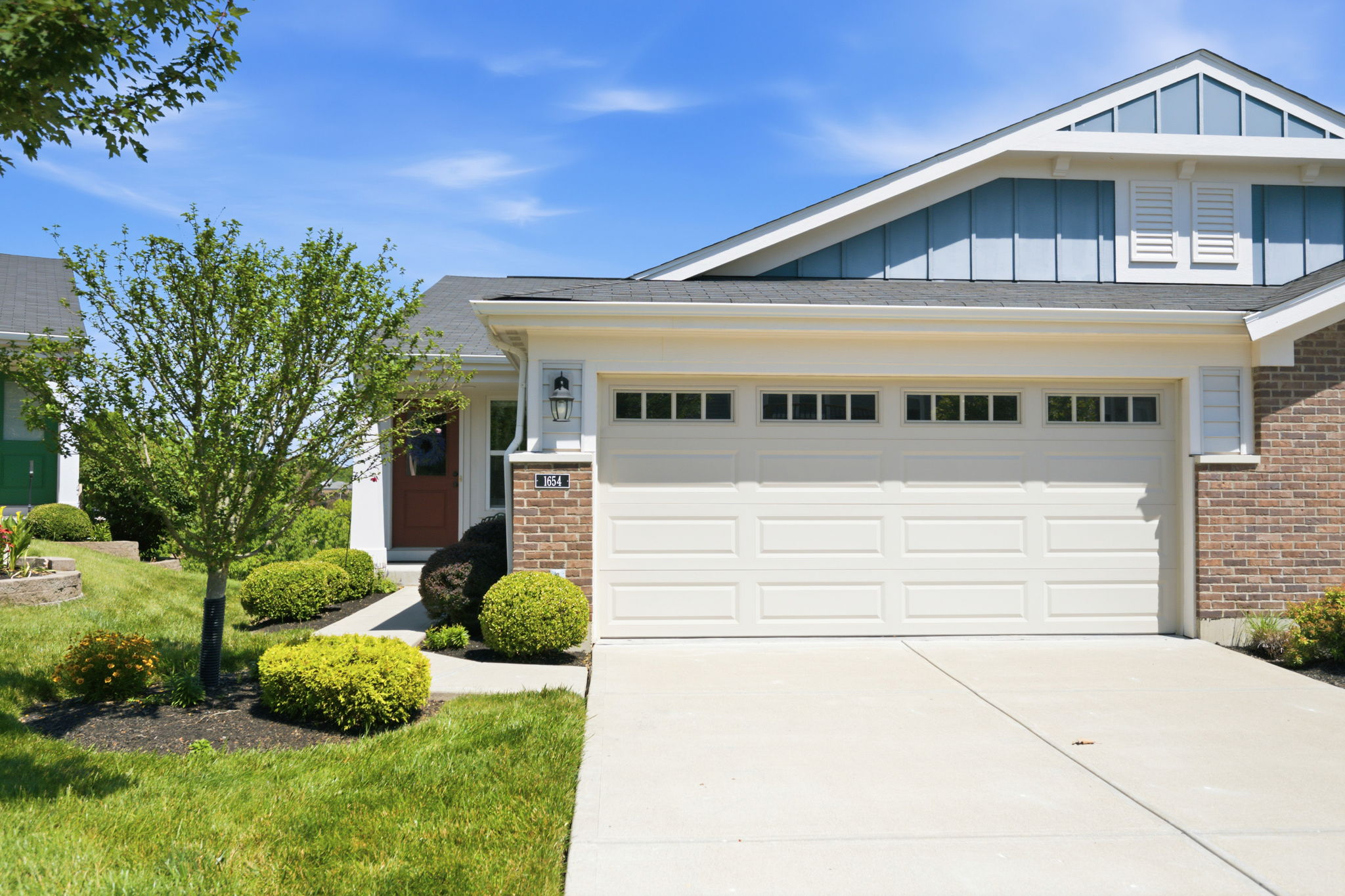 1-web-or-mls-1654 St Annes Ct-2