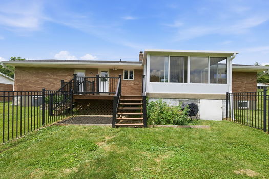 10-web-or-mls-3571 Horncastle Dr-10