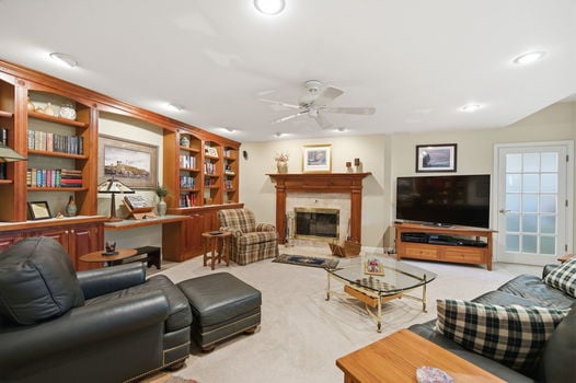 105-web-or-mls-1262 Mistymeadow Ln-105