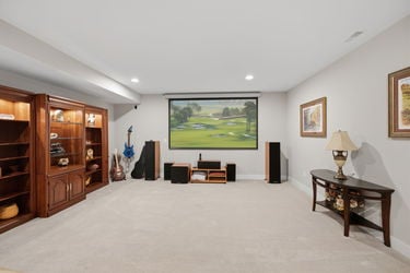 107-web-or-mls-587 Forestledge Dr-107