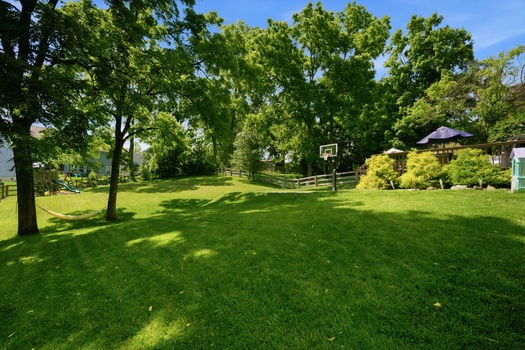 12-web-or-mls-7229 Camargo Woods Dr-12