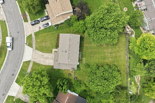 13-web-or-mls-11554 Lincolnshire Dr-13