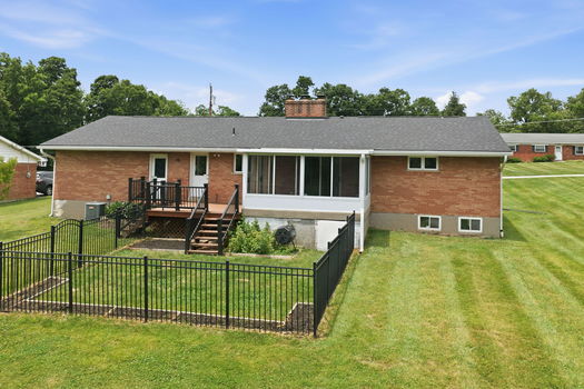 19-web-or-mls-3571 Horncastle Dr-19