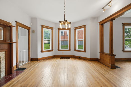 24-web-or-mls-6320 Savannah Ave-24
