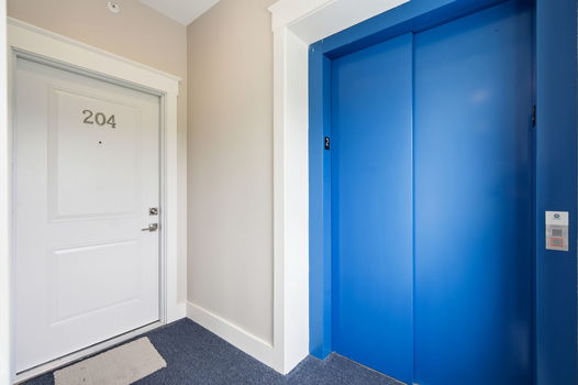 24-web-or-mls-747 Manhattan Blvd unit 204-24