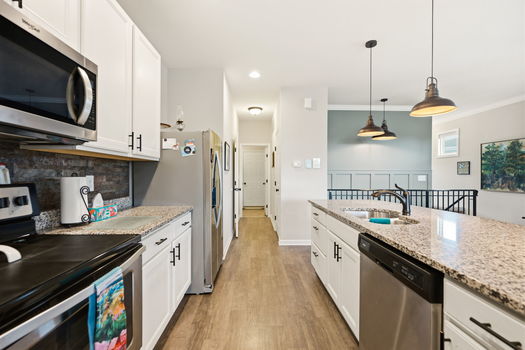 27-web-or-mls-1654 St Annes Ct-29