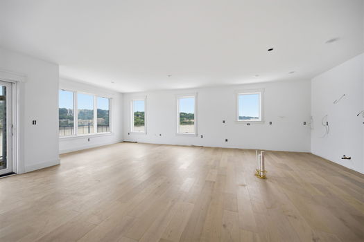 27-web-or-mls-747 Manhattan Blvd unit 204-27