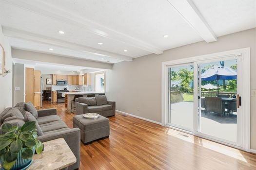 30-web-or-mls-7229 Camargo Woods Dr-32