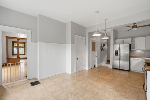 31-web-or-mls-6320 Savannah Ave-31