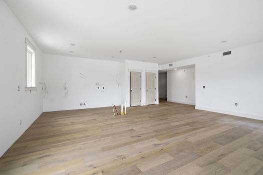 31-web-or-mls-747 Manhattan Blvd unit 204-31