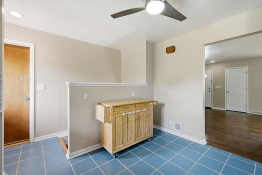 37-web-or-mls-3571 Horncastle Dr-37