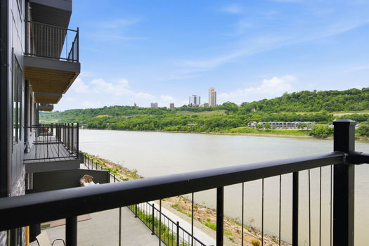 38-web-or-mls-747 Manhattan Blvd unit 204-38